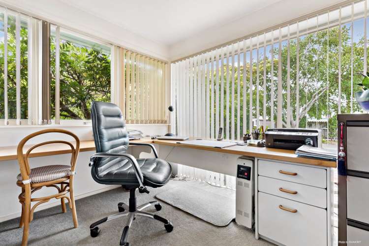 53 Seacliffe Avenue Belmont_11