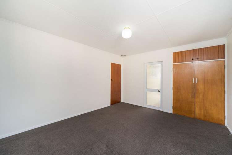 38 Somerset Crescent Highbury_13