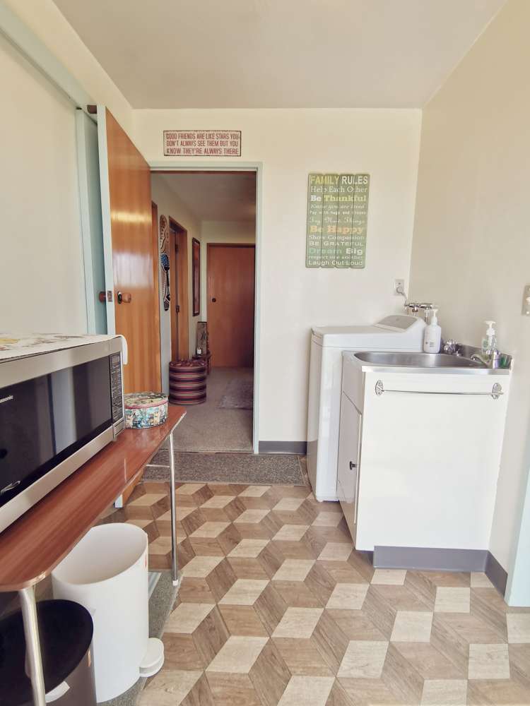 2 Whitcombe Terrace Hokitika_16