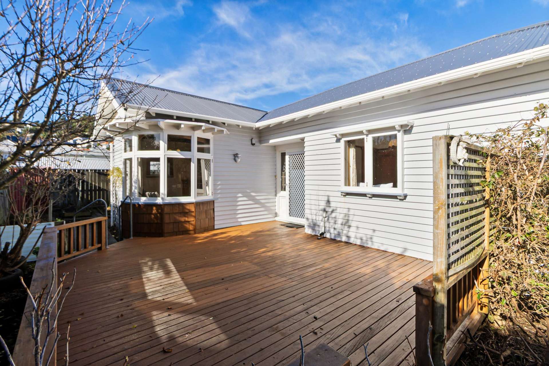 297 The Parade Island Bay_0