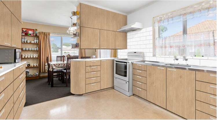 99 Clevedon Road Papakura_3