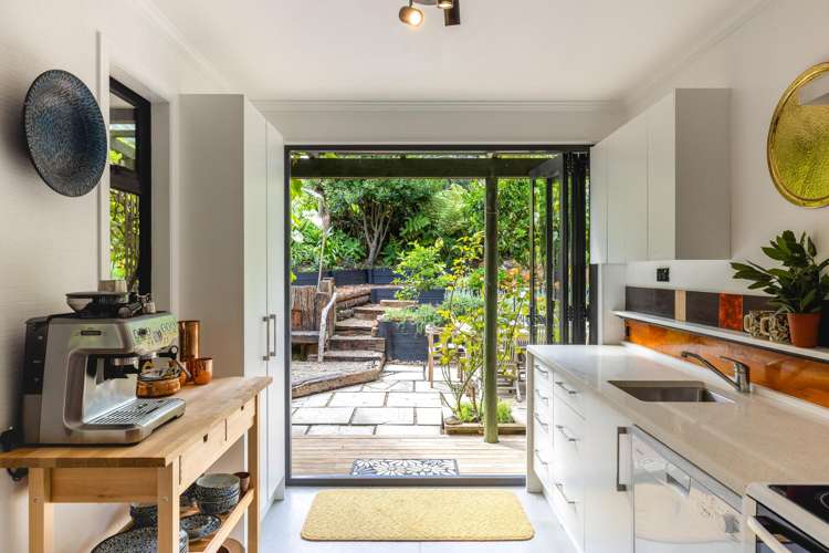 33 Beatty Parade Surfdale_13