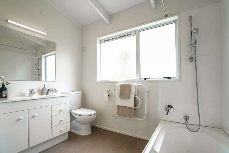 33b Salisbury Road Birkdale_16