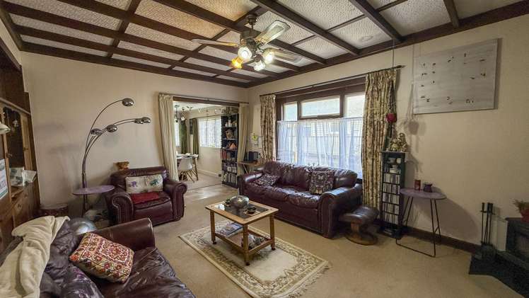 302 Willowpark Road South Hastings_8