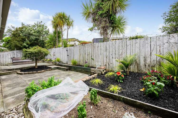 17 Merehai Place Snells Beach_14