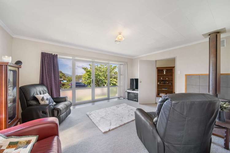 4 Kaira Street Sawyers Bay_2