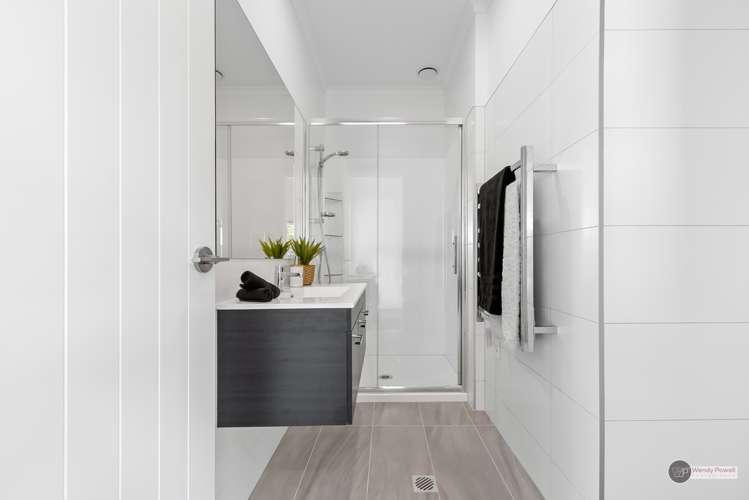 1/51 Kings Crescent Lower Hutt_13