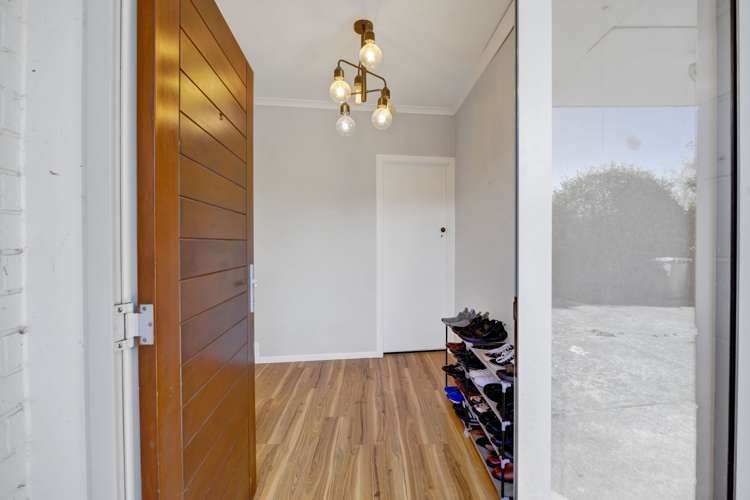 54 Cressida Avenue Stratford_21