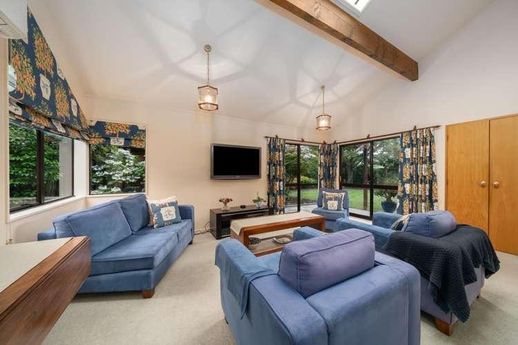 34 Burbank Crescent Churton Park_10