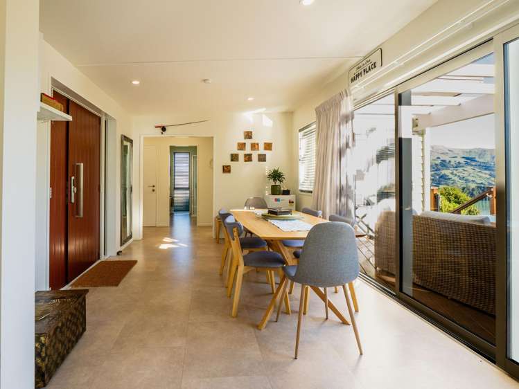 3 Ngaio Grove Robinsons Bay_11