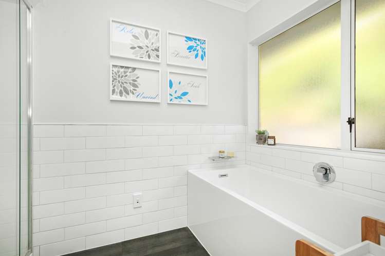 125 Woodman Drive Tawa_20