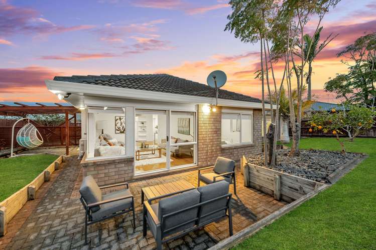 24 Cottesmore Place Huntington Park_19