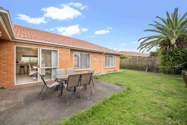 8 Derryveagh Lane Manurewa_1