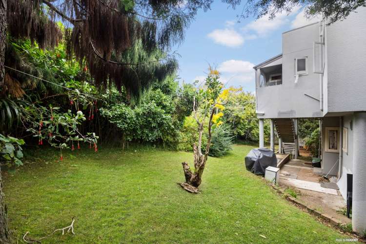 142 Hillsborough Road Hillsborough_15