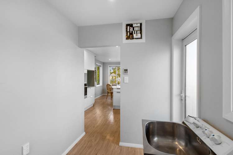 45 Teesdale Street Burnside_15