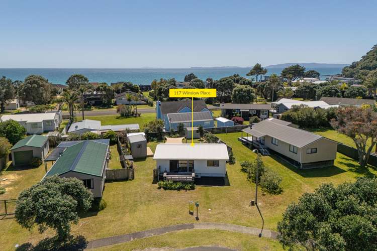 117 Winslow Place Matarangi_27