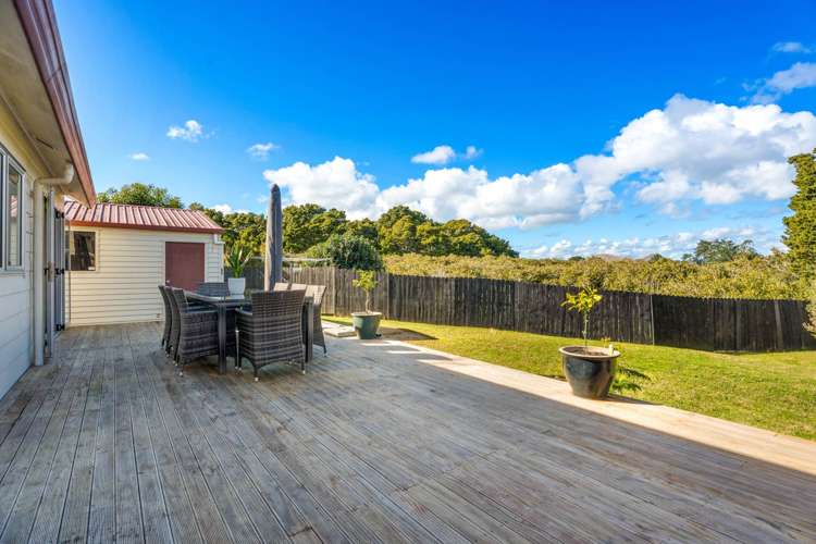 39 Seaward Place Wattle Downs_13