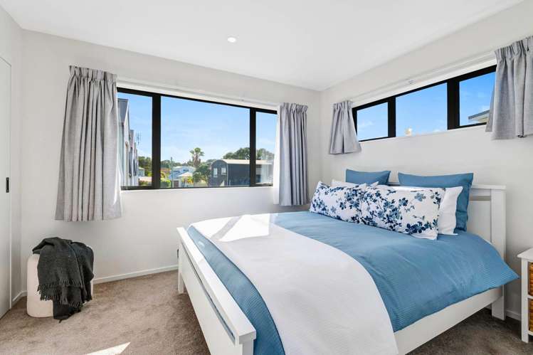 4 William Bayes Place Red Beach_11