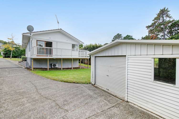 18 Regency Place Sunnynook_25