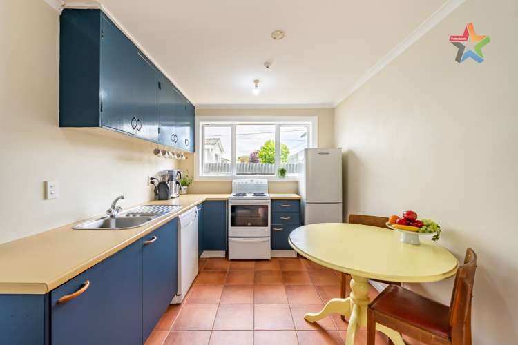 8 Golf Road Manor Park_7