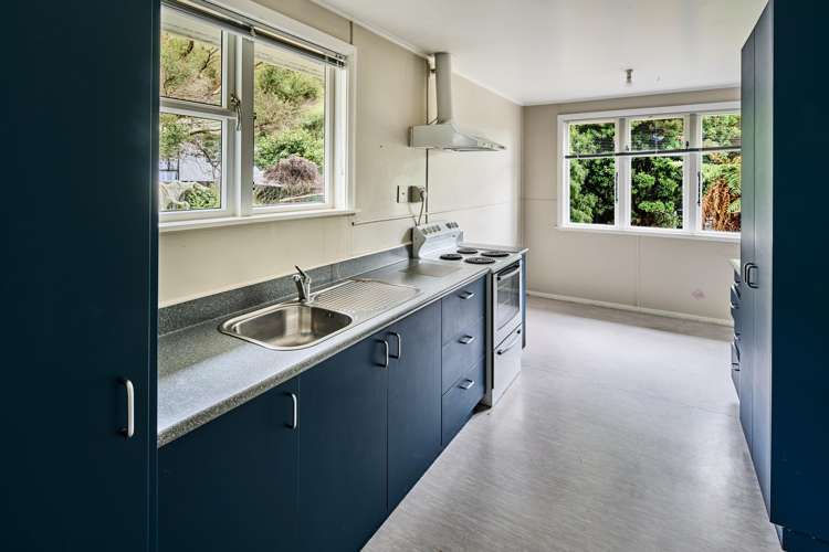 14 Boyd Grove Naenae_7