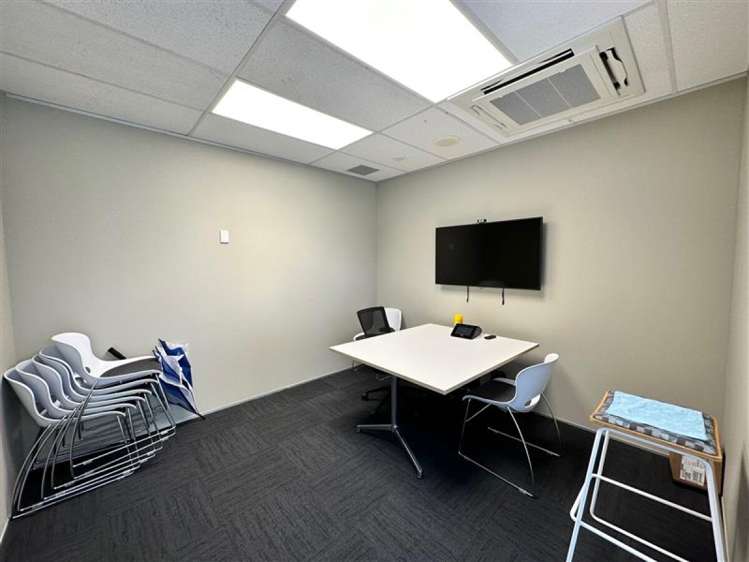 1/527A Rosebank Road Avondale_2