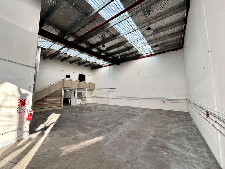 Unit 2/322 New North Road Kingsland_11