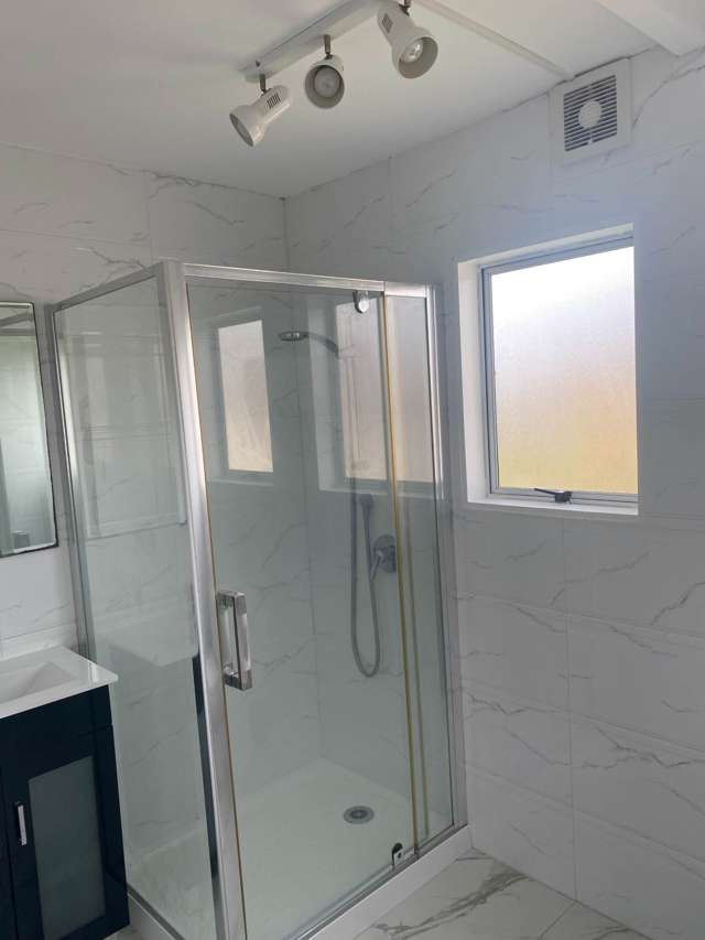 11 Seaward Place Wattle Downs_3