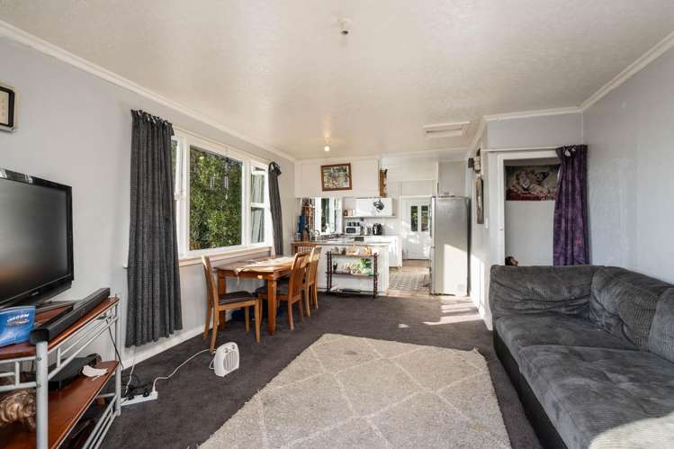 1062 Coast Road Karitane_6