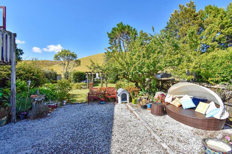 24 Bertram Road Kawakawa Bay_12