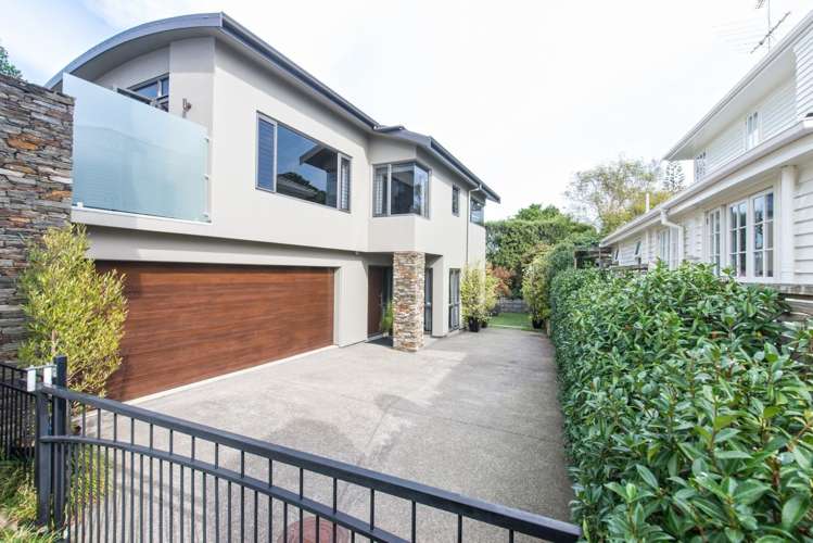 33a Seacliffe Avenue Belmont_1