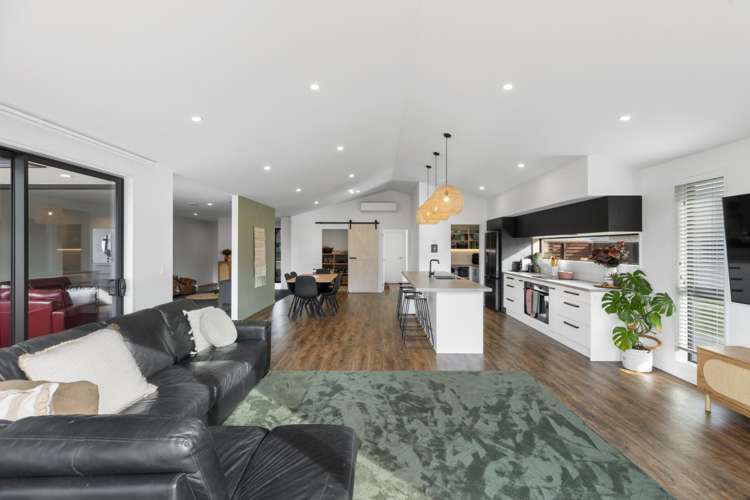 39 Plover Avenue Amberley_10
