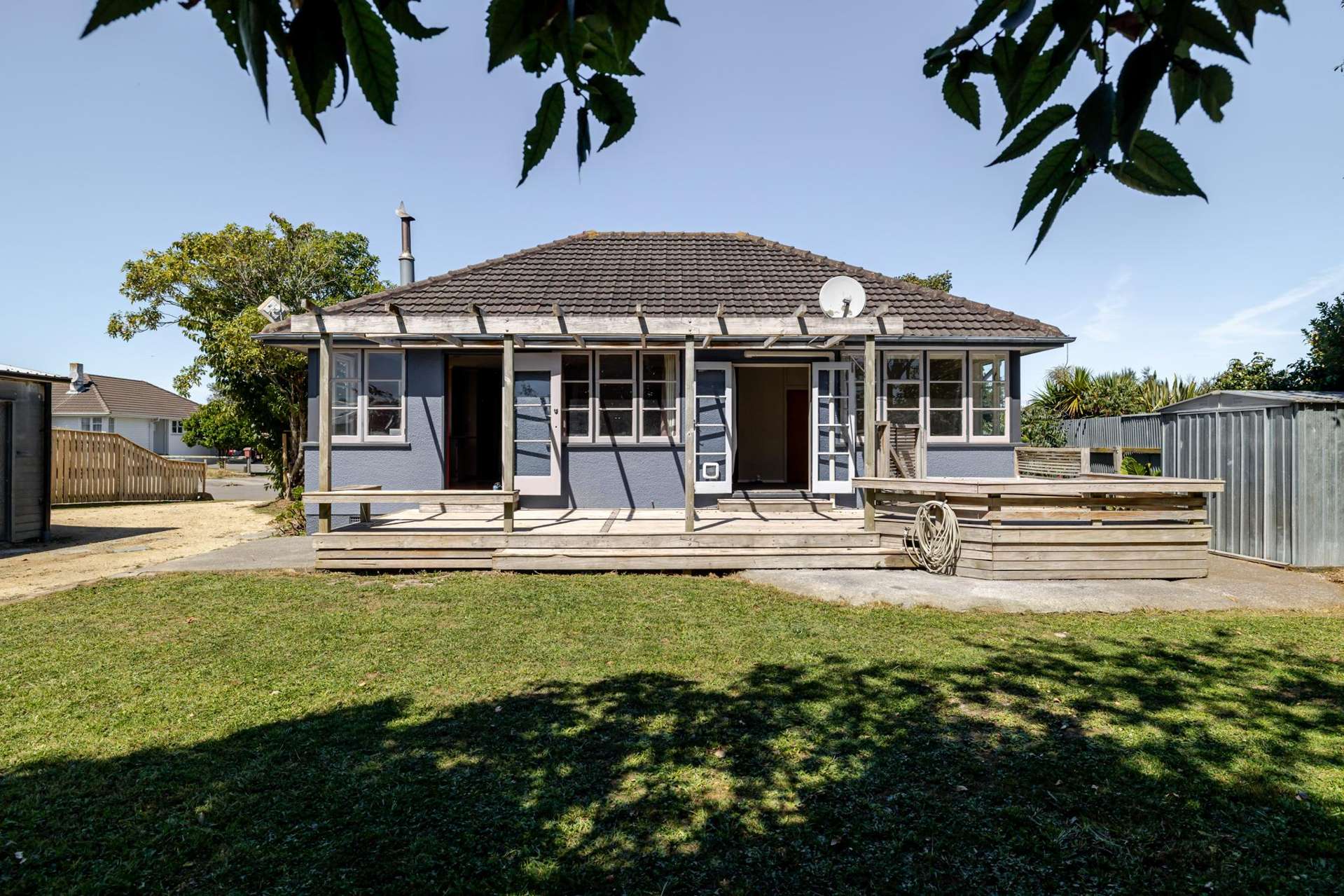 15 Montrose Place Takaro_0