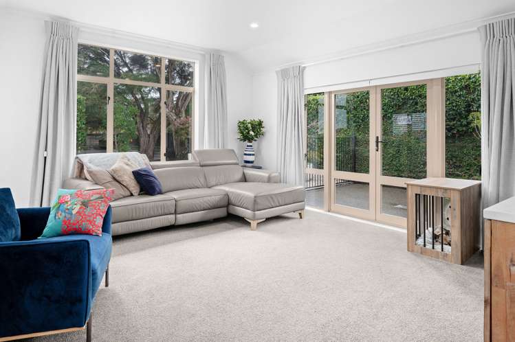 47 The Esplanade Huntington_11