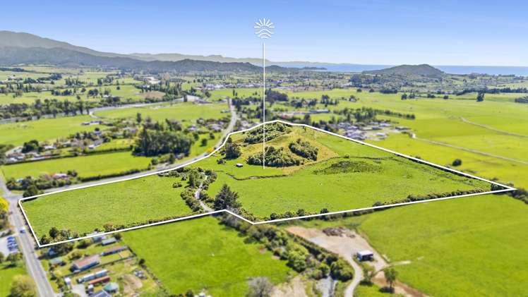 1982 Takaka Valley Highway Takaka_6