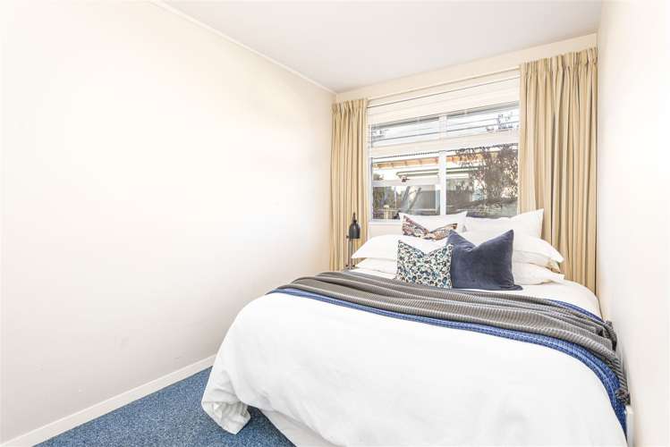 1/125 Geraldine Street Edgeware_6