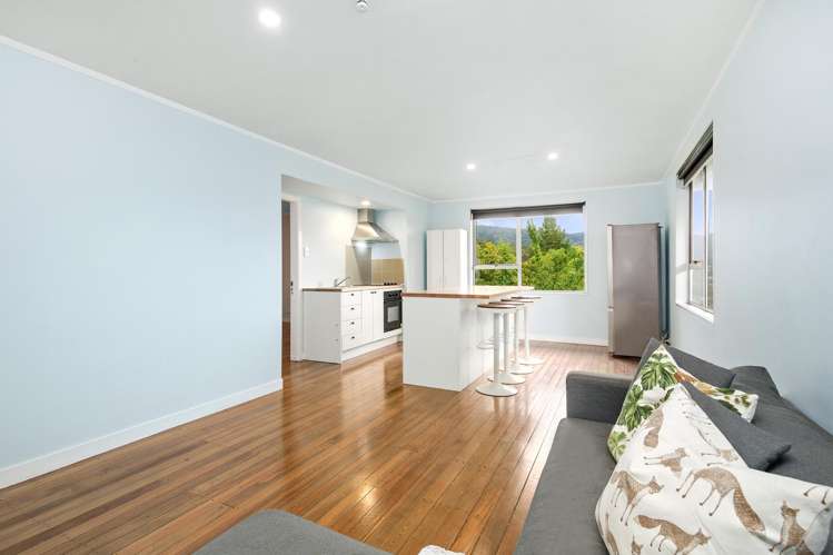 22 Castle Crescent Stokes Valley_13