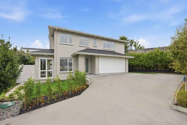 Vendor Has Moved - Must Be SOLD!!