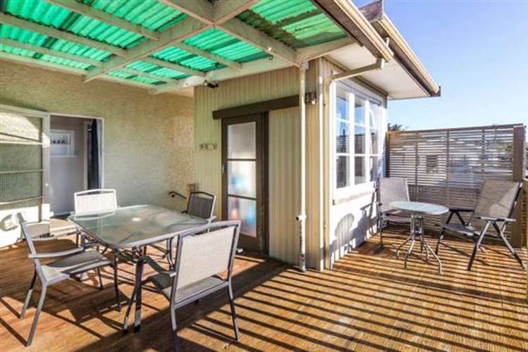 2/160 Spa Road Taupo_15