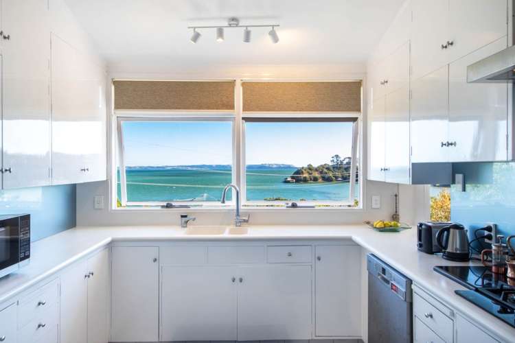 93 Lynbrooke Avenue Blockhouse Bay_12