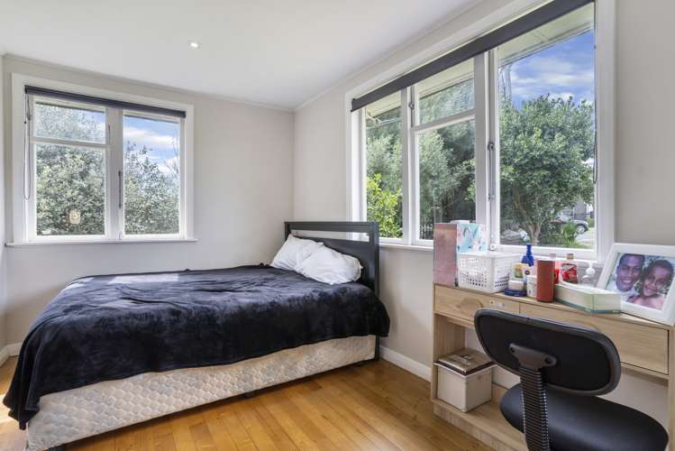 11 Torino Street Point England_9