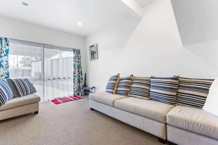 196 Levers Road Matua_15