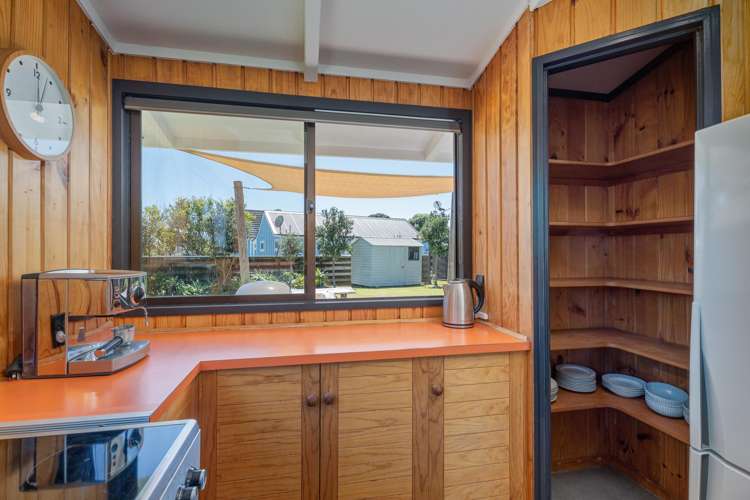 117 Winslow Place Matarangi_6