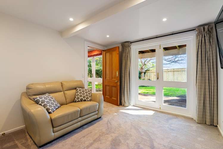87 Nevay Road Miramar_21