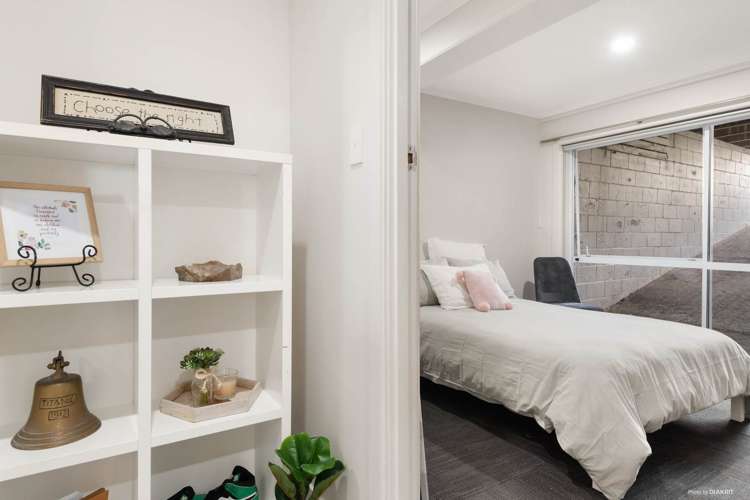 18 Marie Crescent Te Atatu South_15