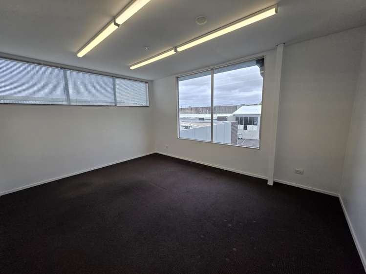 60B Rockfield Road Penrose_16