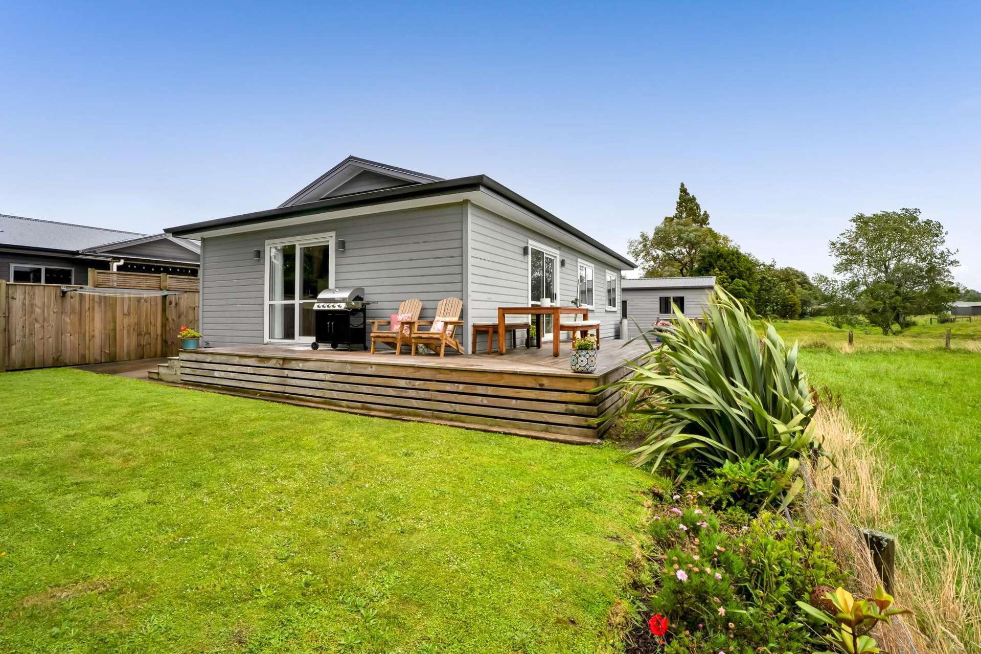 8 Manatu Lane Inglewood_0