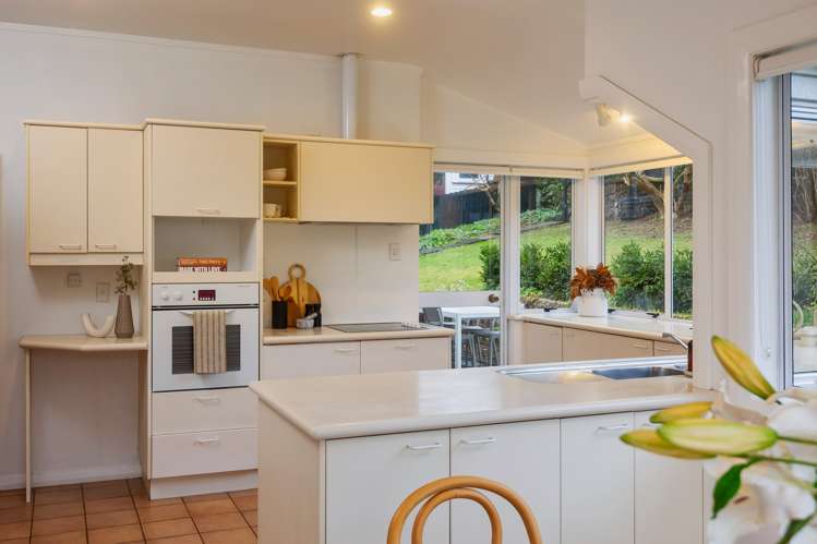 11a Summit Drive Mount Albert_15