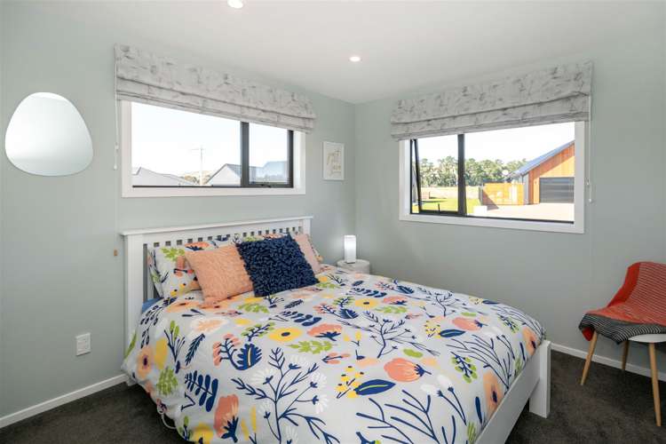 14 Catalina Crescent Burleigh_13