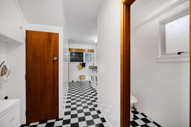 1 High Road Hawera_29